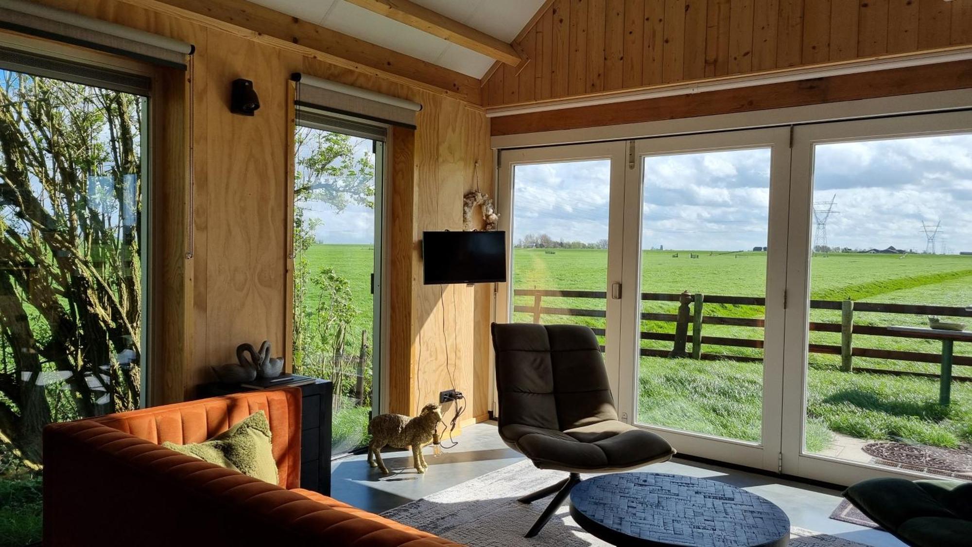 City Farmers Lodge, A Guesthouse With A Skyline View In Rural Ámsterdam Exterior foto