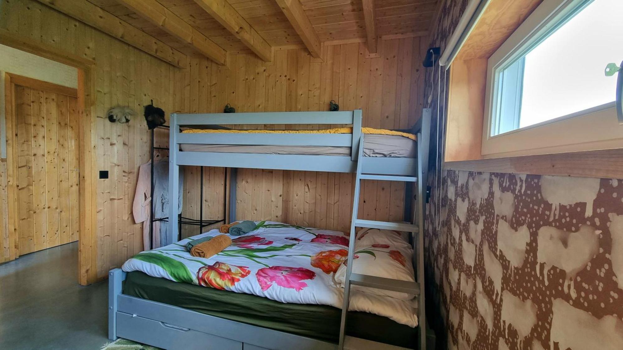 City Farmers Lodge, A Guesthouse With A Skyline View In Rural Ámsterdam Exterior foto